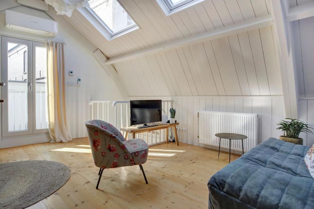 Spacious Loft In The Centre Of Breukelen Buitenkant foto